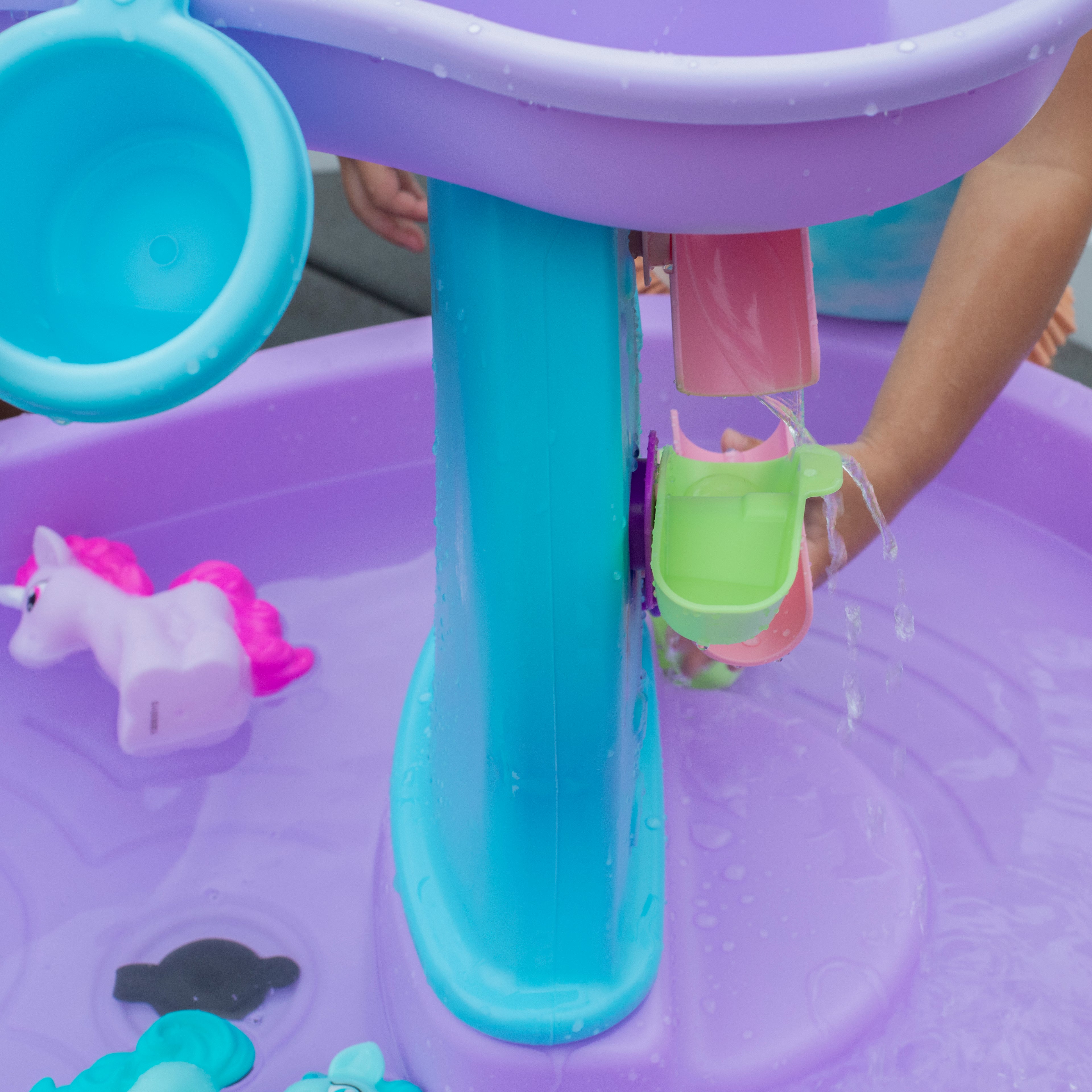 STEP2 Rain Showers & Unicorns Water Table™