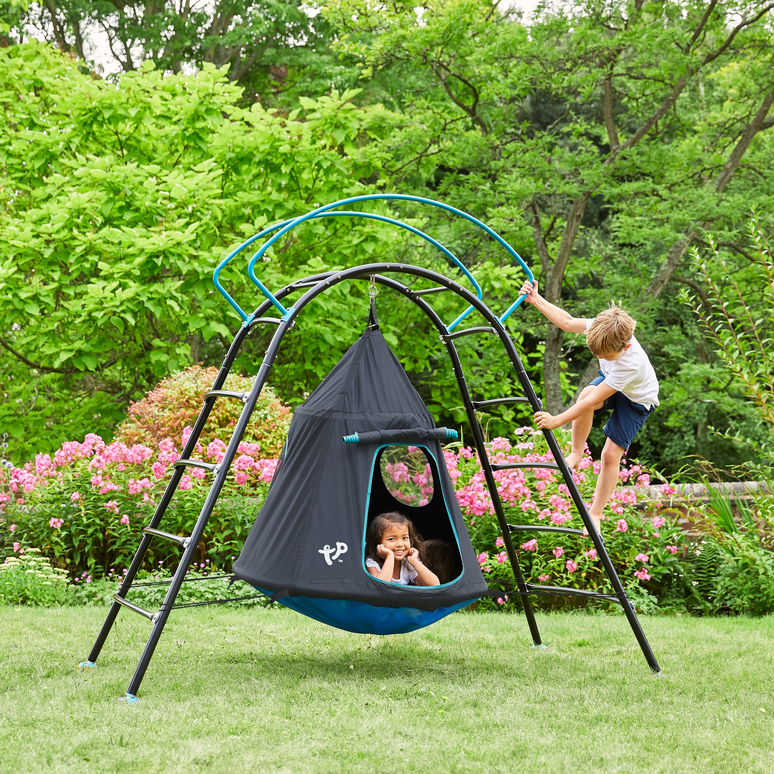 TP UFO DEN & CLIMBING FRAME - BLACK TP848